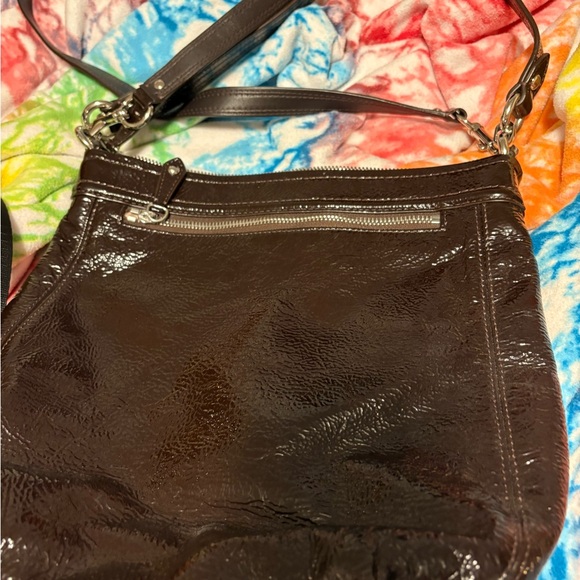 Handbags - Elegant Brown Leather Shoulder Bag